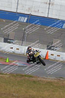 media/Nov-26-2022-Fastrack Riders (Sat) [[b001e85eef]]/Level 2/Session 3 Outside Turn 9/